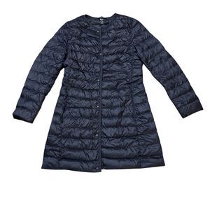 UNIQLO Women's Ultra Light Down Puffer Jacket Navy Size M Winter Coat